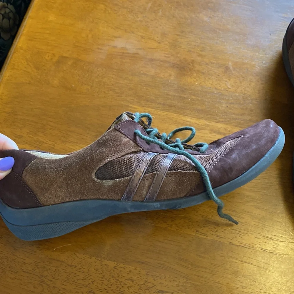 Naturalizer Brown Suede Shoes 10 EUC Lace Up Sneakers